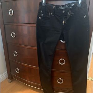 Miss Me Black Skinny Designer Jeans Size 26. Angel Wings on Back pockets.